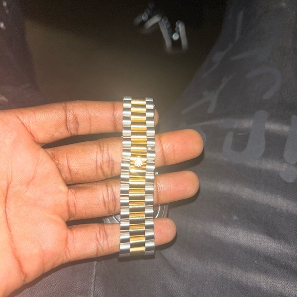 Rolex - Picture 2 of 3